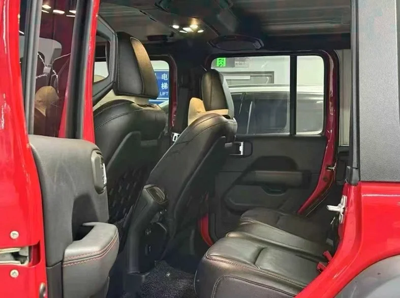 Jeep牧马人 后面外观三