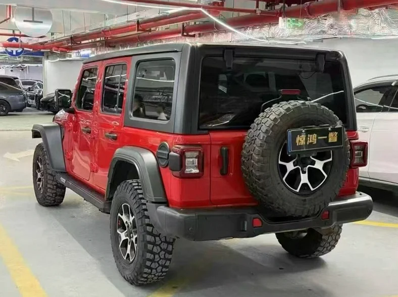 Jeep牧马人 内饰前排