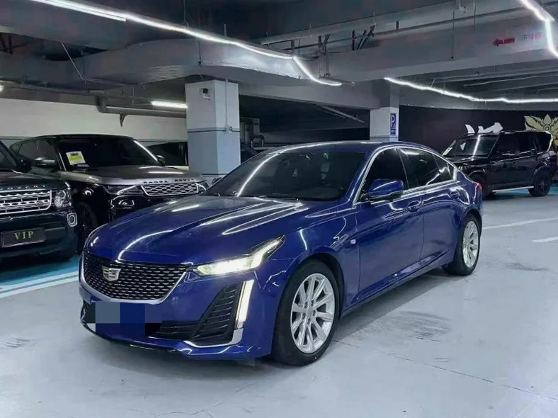 凯迪拉克CT5 正面外观三