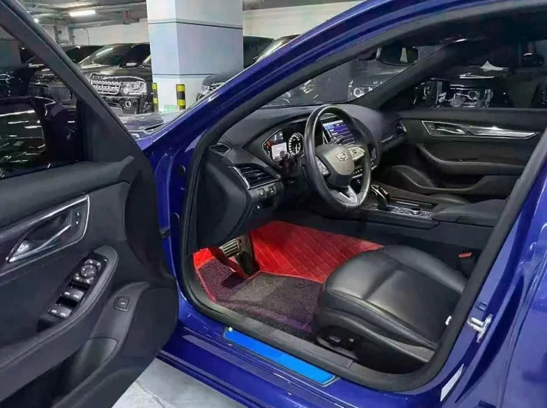 凯迪拉克CT5 后面外观三