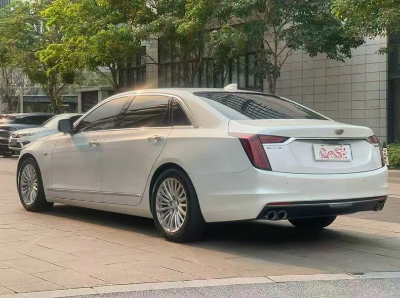 凯迪拉克CT6 后面外观三