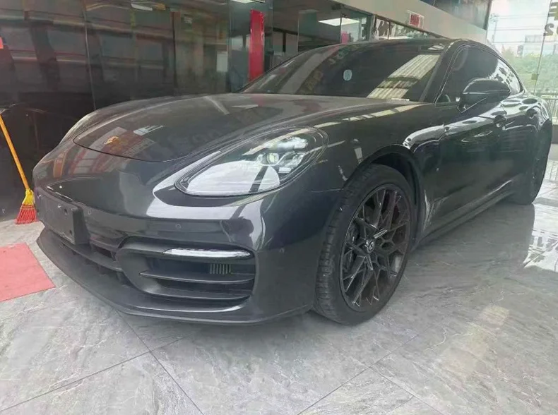 保时捷帕拉梅拉 正面外观二