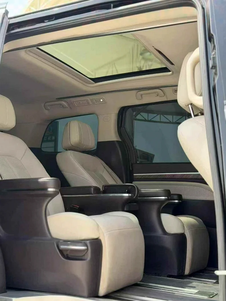 传祺M8 后面外观三