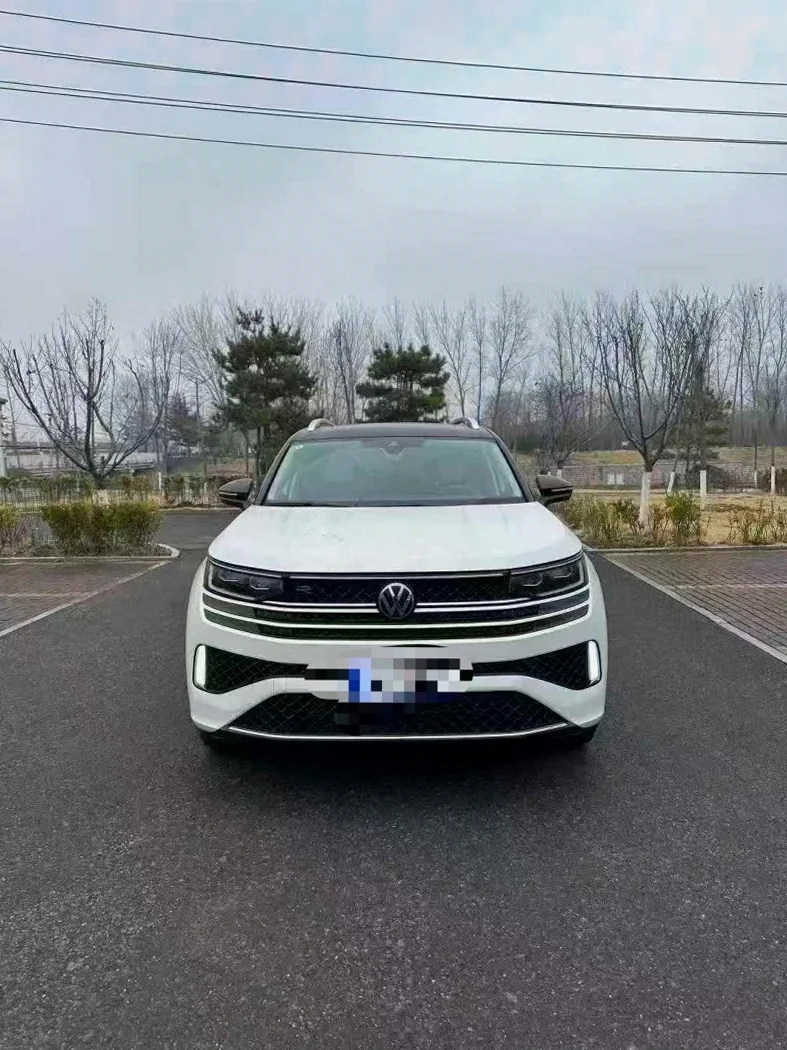 22年大众揽巡 2.0T高攻380四驱顶配