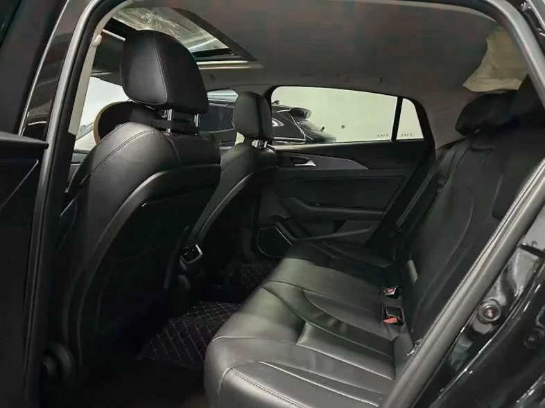 红旗H5 后面外观三