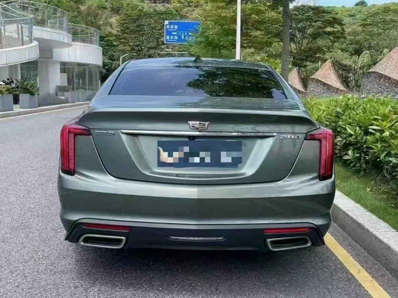 凯迪拉克CT5 驾驶室