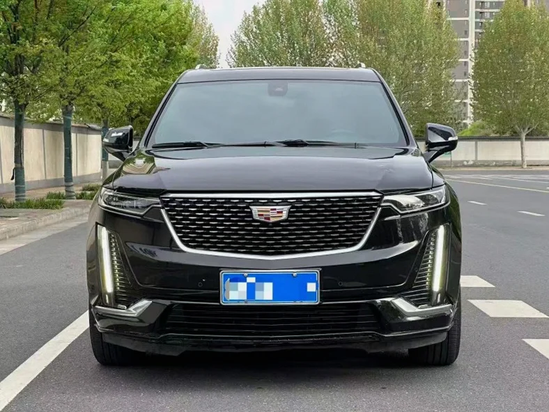 22年凯迪拉克XT6 2.0T六座豪华版