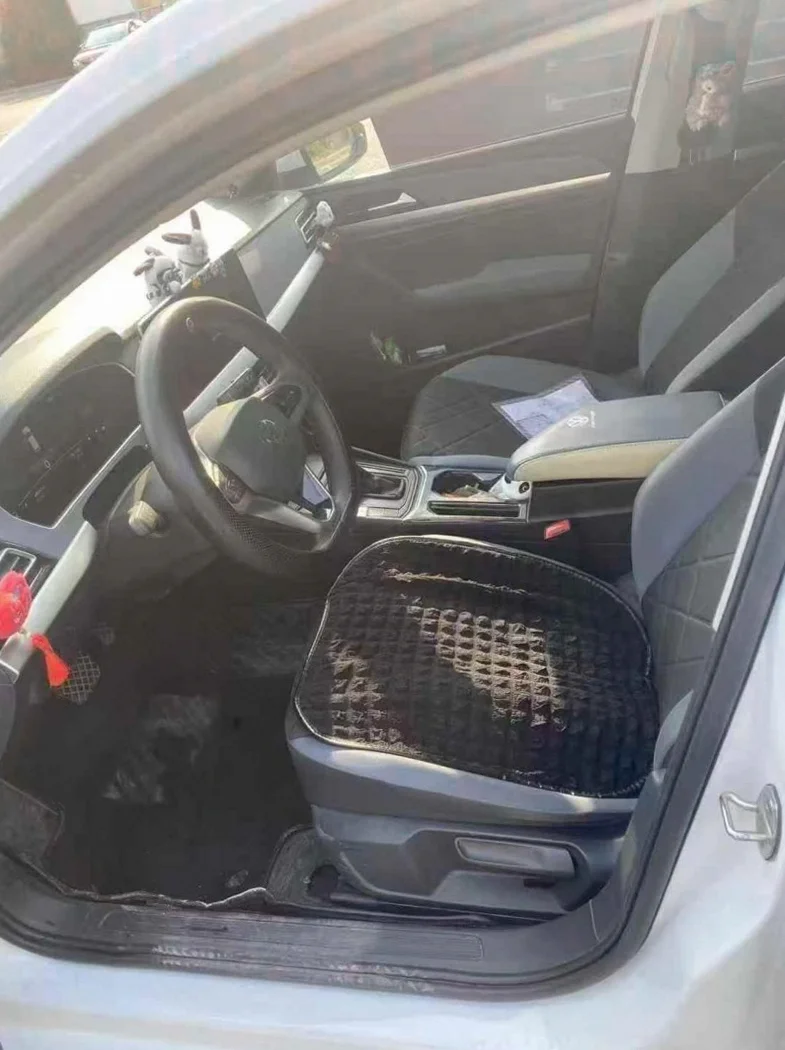 大众朗逸 后面外观一