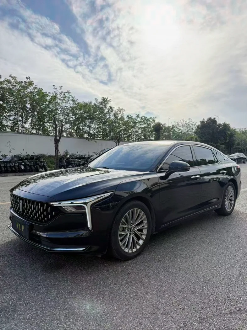 奔腾B70 正面外观三