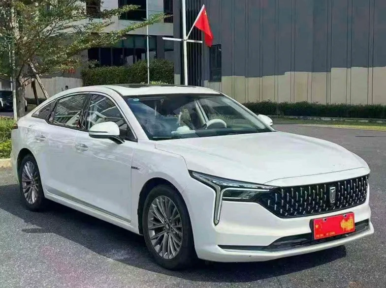 奔腾B70 正面外观三