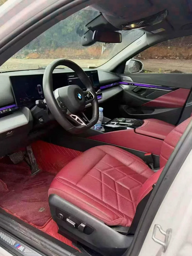 宝马5系 后面外观二