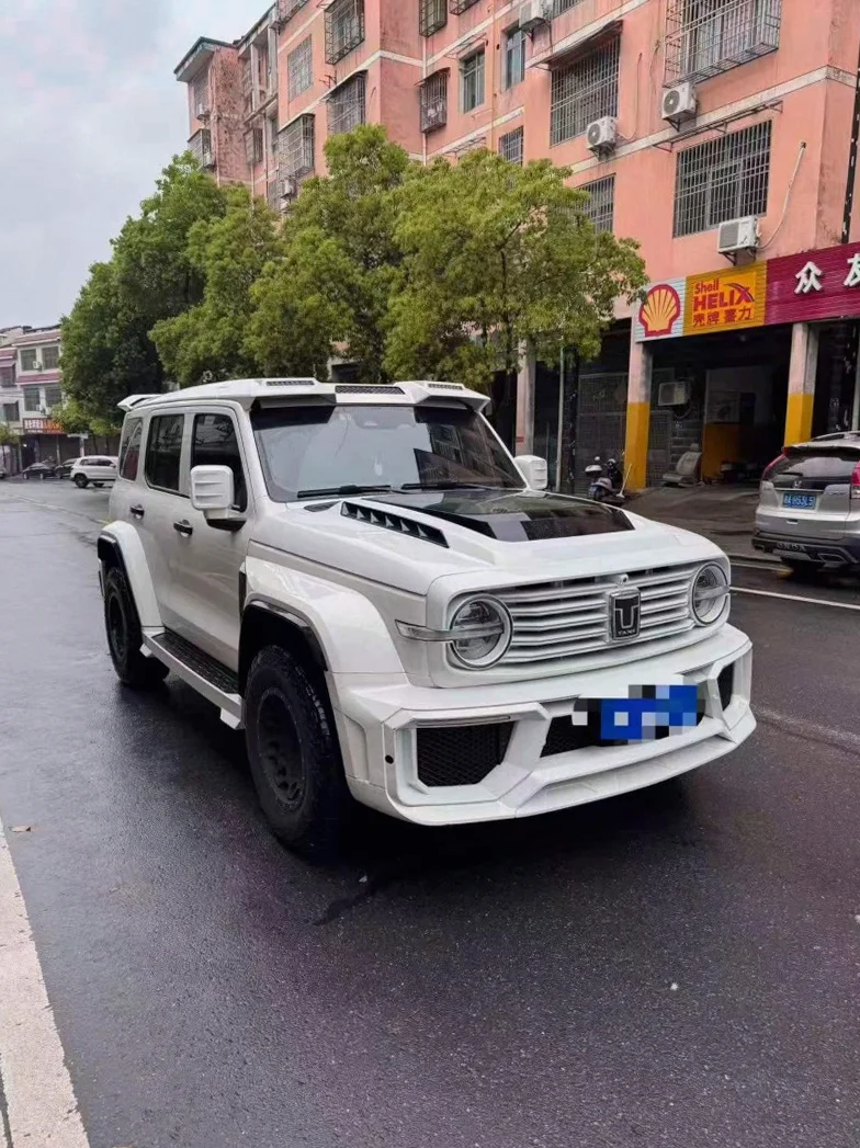 长城汽车坦克 后面外观二