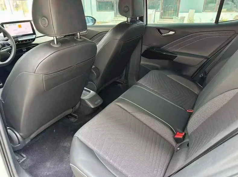 大众ID 后面外观二