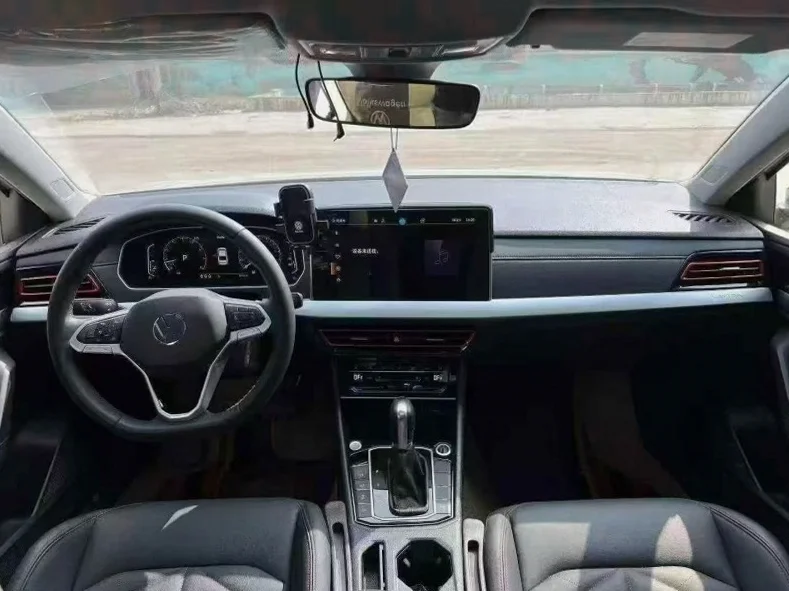 大众朗逸 后面外观三