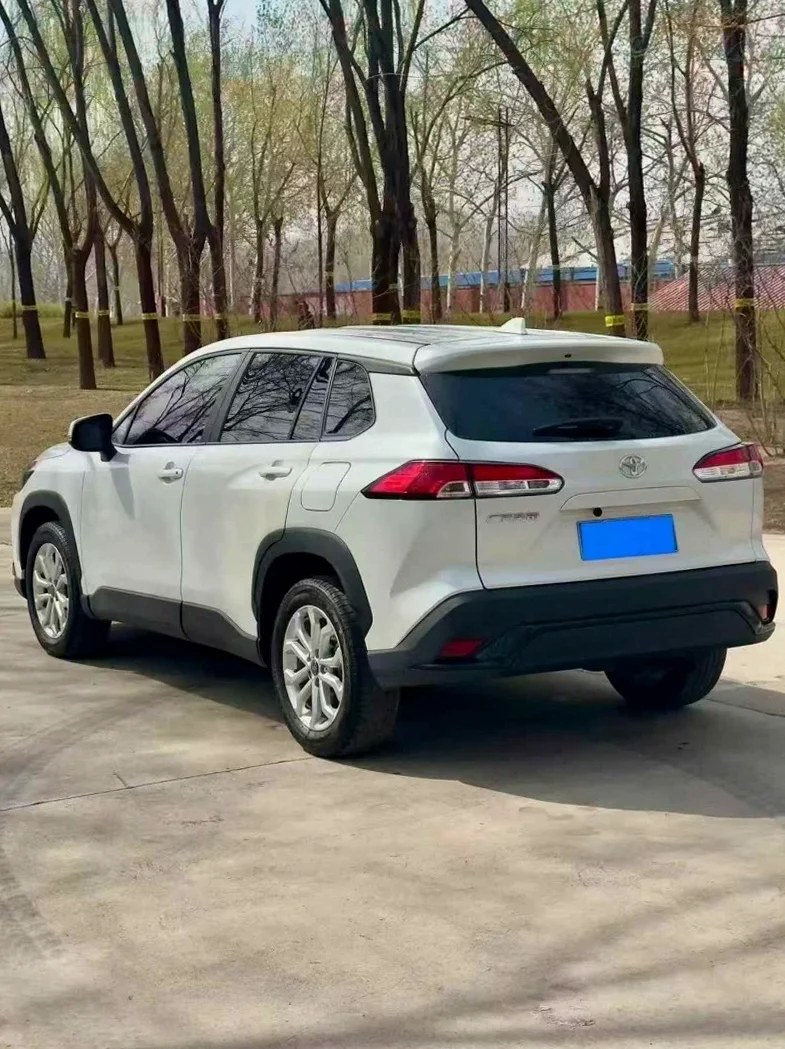 丰田锋兰达 后面外观二