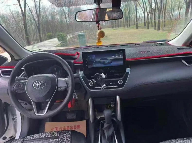 丰田锋兰达 内饰前排