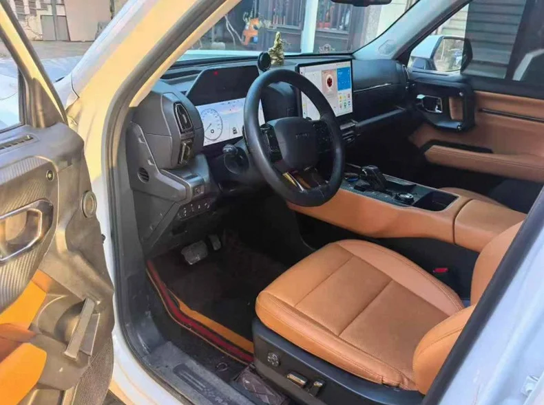 哈弗大狗 内饰前排