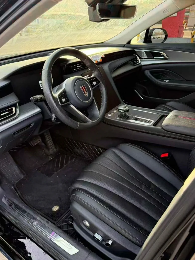 红旗H5 后面外观三