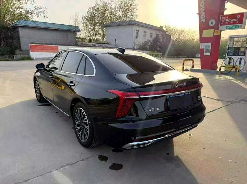 红旗H5 内饰前排