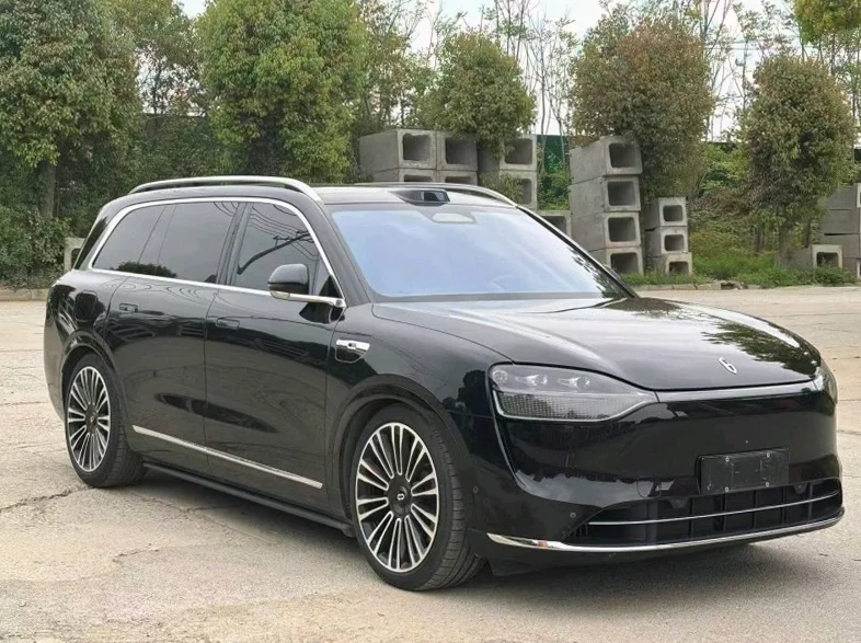 华为智选问界 正面外观二