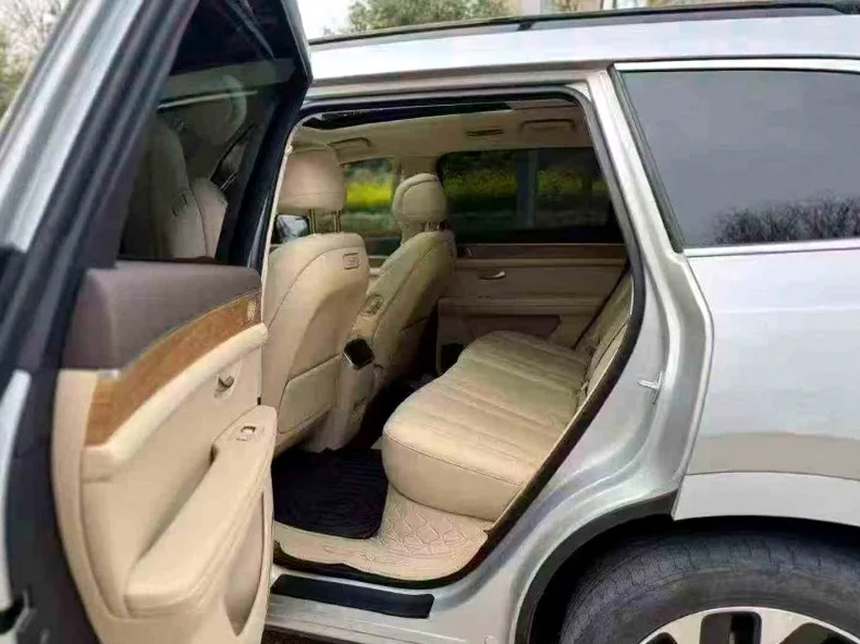 华为智选问界 后面外观二