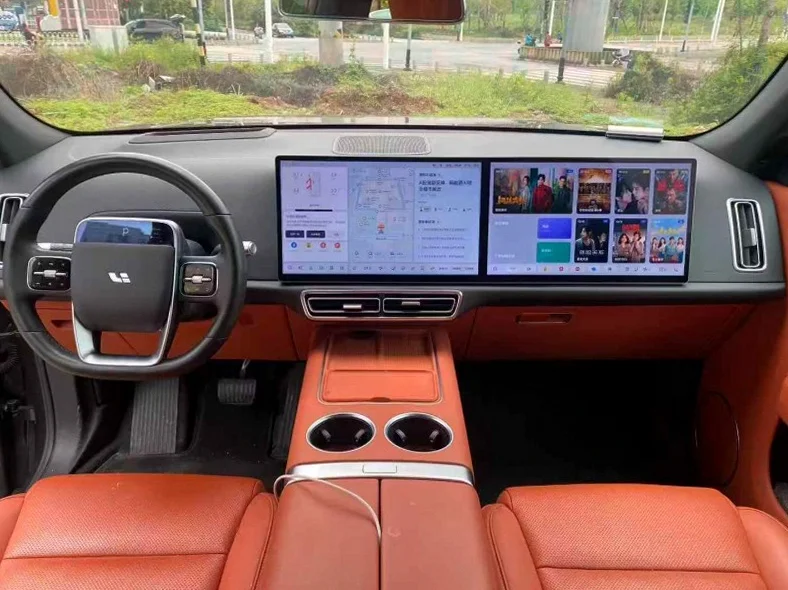 理想L7 后面外观一