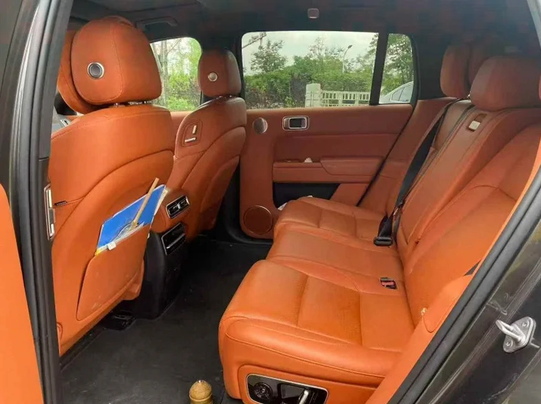 理想L7 后面外观三