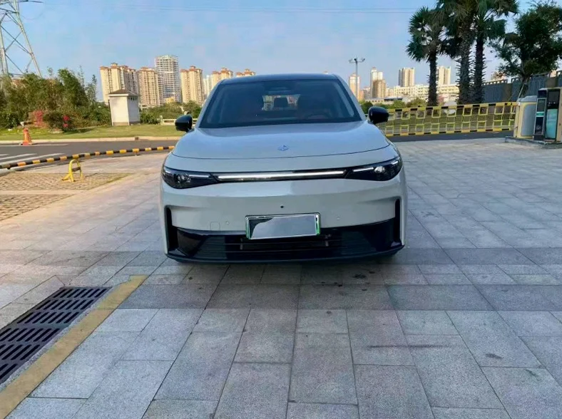 24年零跑汽车C10