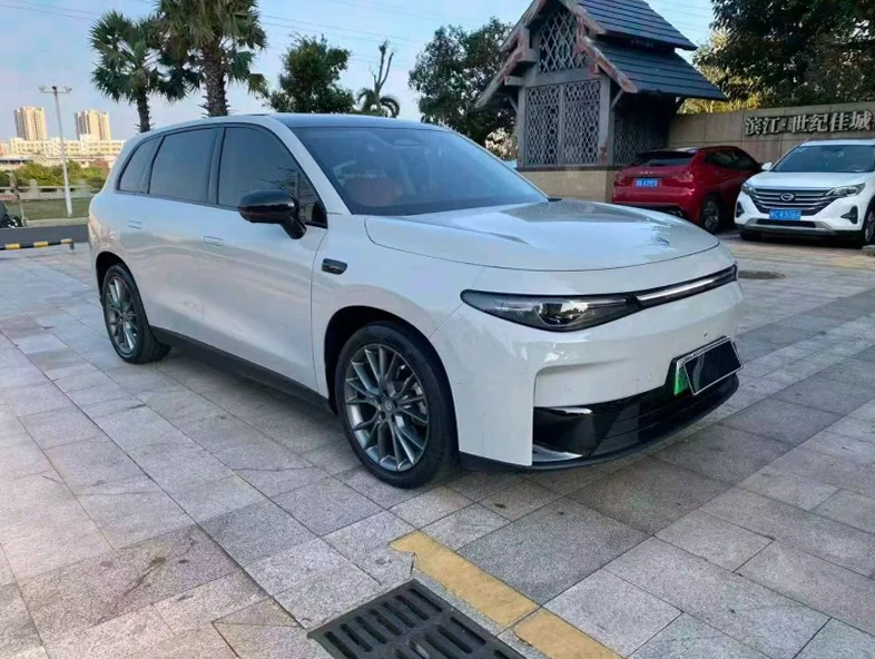 零跑汽车C10 正面外观三