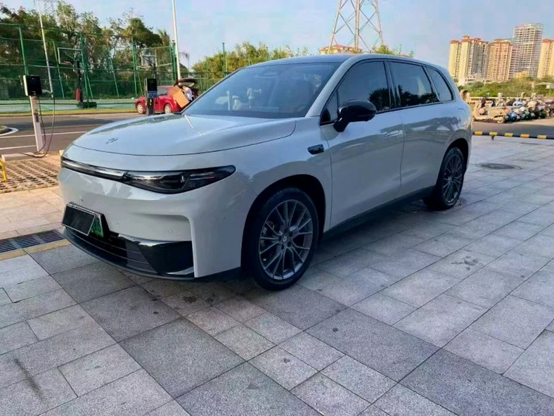 零跑汽车C10 正面外观二