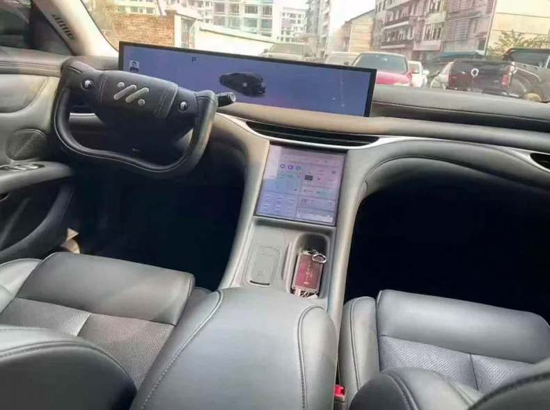 智己L6 后面外观三