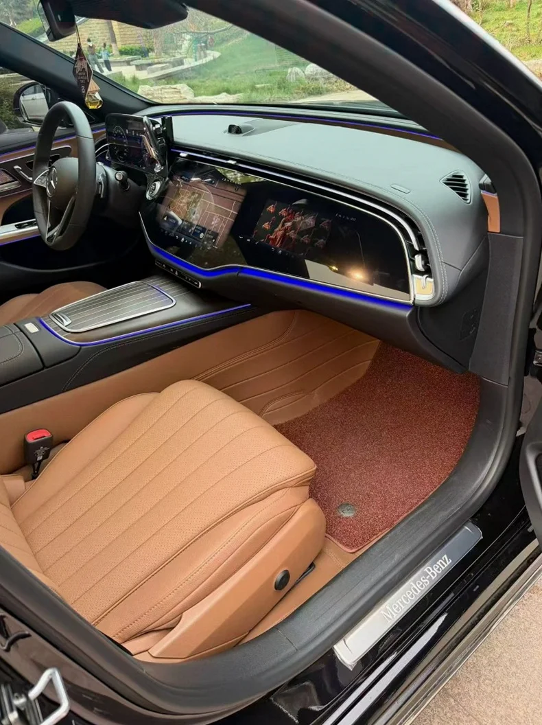 奔驰E 后面外观三