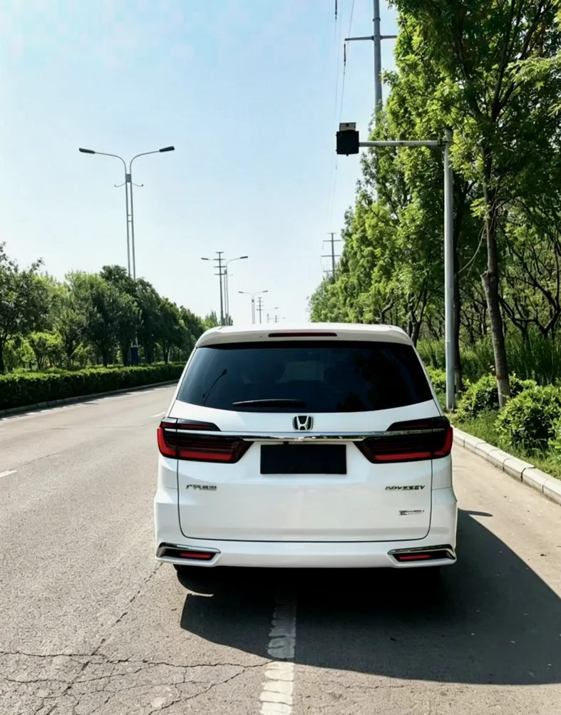 本田奥德赛 内饰后排