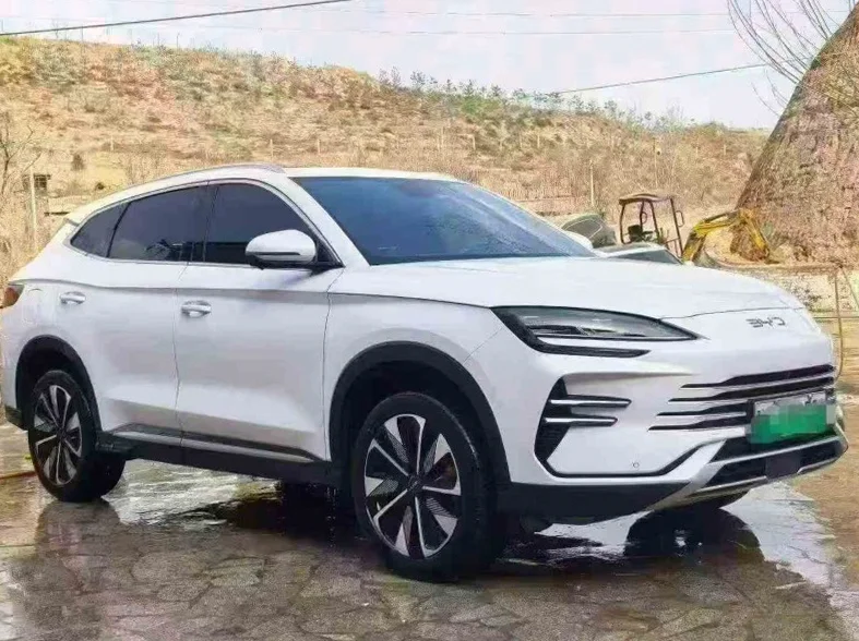 比亚迪宋 正面外观二