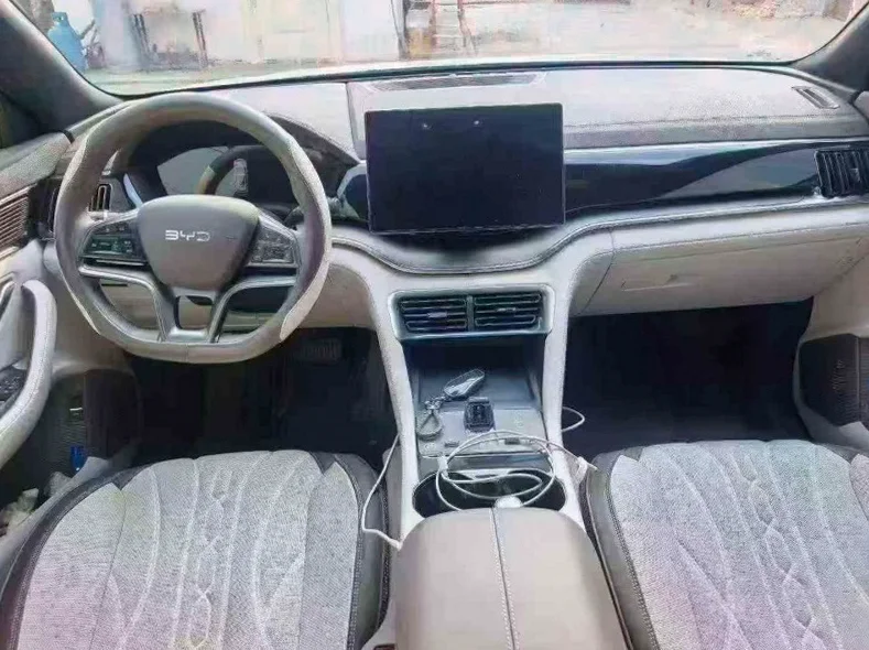 比亚迪宋 后面外观三