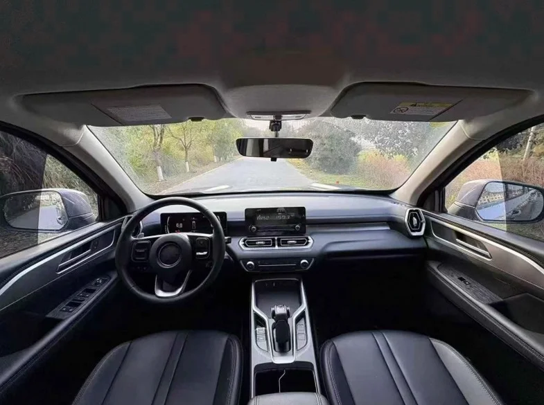 长城汽车炮 后面外观三