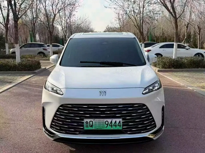 25年别克GL8陆尚尊享版