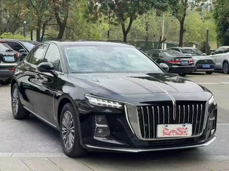 红旗H5 正面外观二