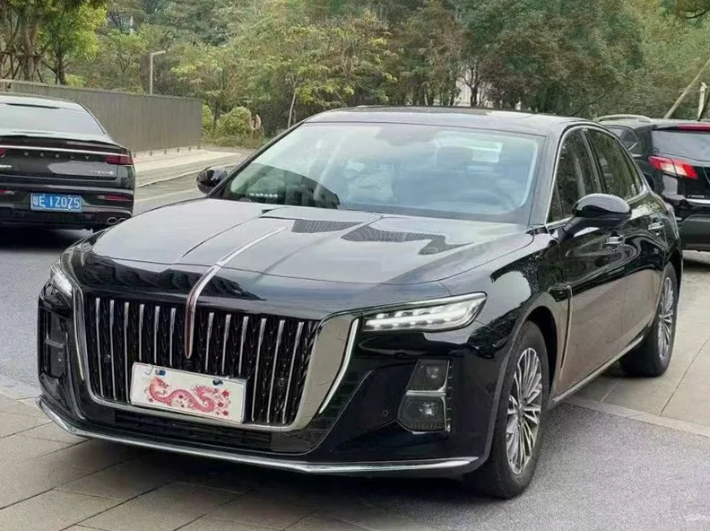 红旗H5 正面外观三