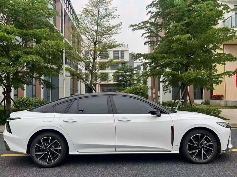 红旗H6 内饰前排