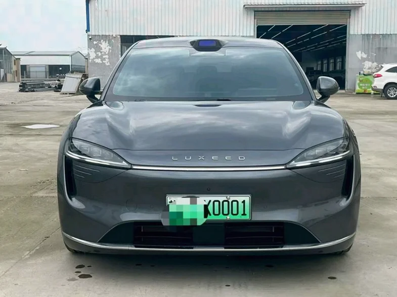 25年华为智选智界R7增程251 Por版