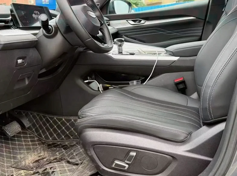 吉利星瑞 后面外观一