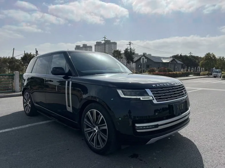 路虎揽胜行政 正面外观二