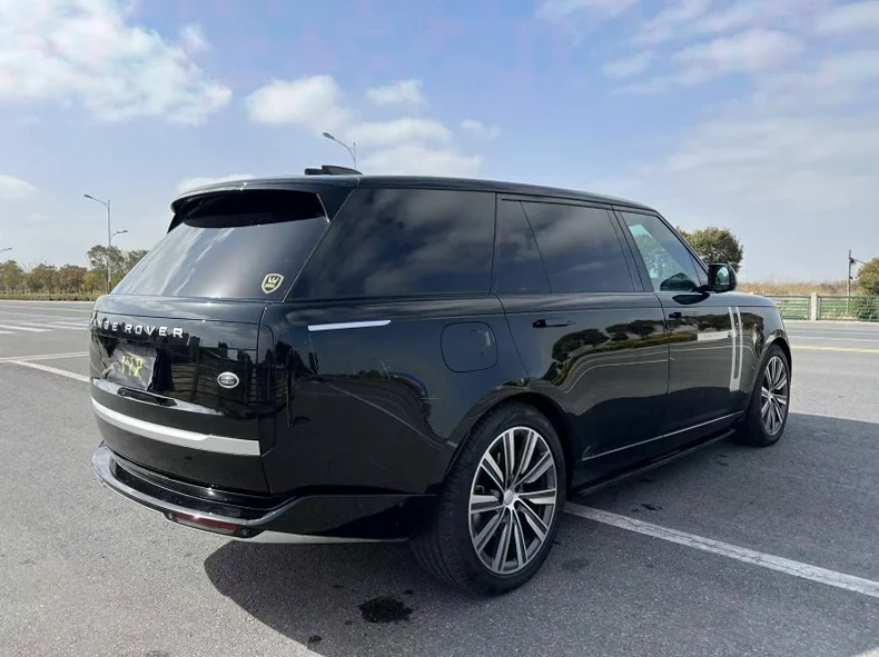 路虎揽胜行政 后面外观三