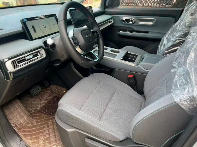 传祺埃安Y 后面外观二