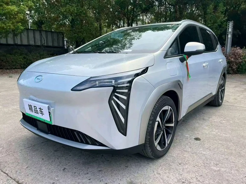 传祺埃安Y 正面外观二