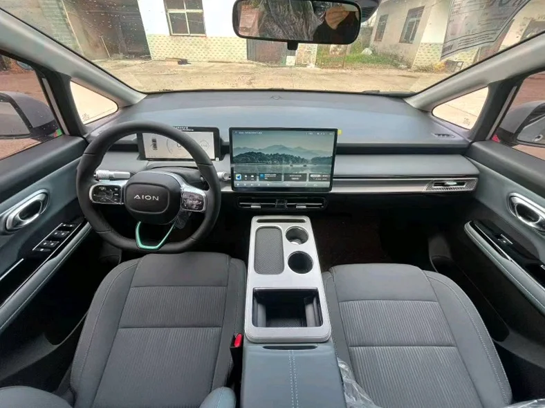 传祺埃安Y 内饰后排