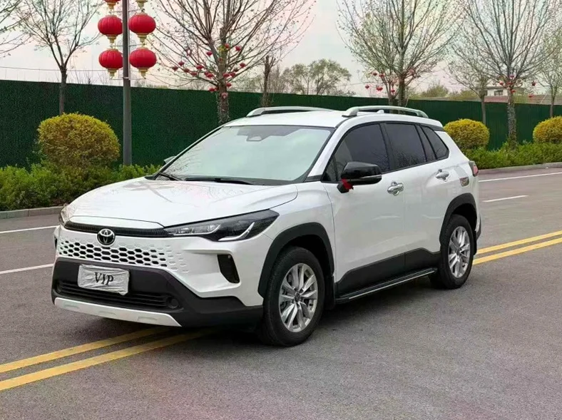 丰田锐放 正面外观二