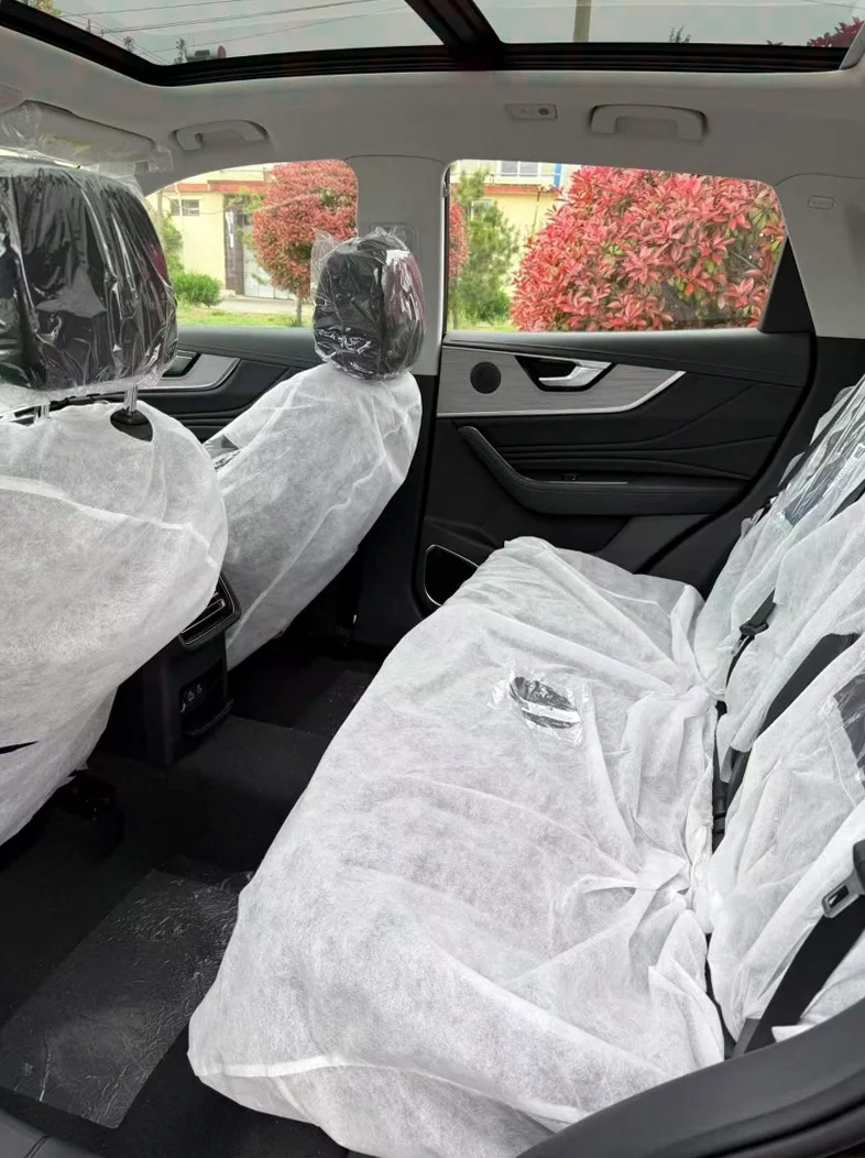 红旗HS5 内饰前排