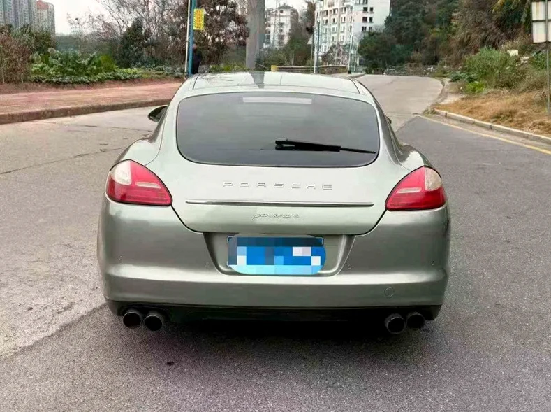 保时捷帕拉梅拉 驾驶室